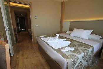 Kahya 4*